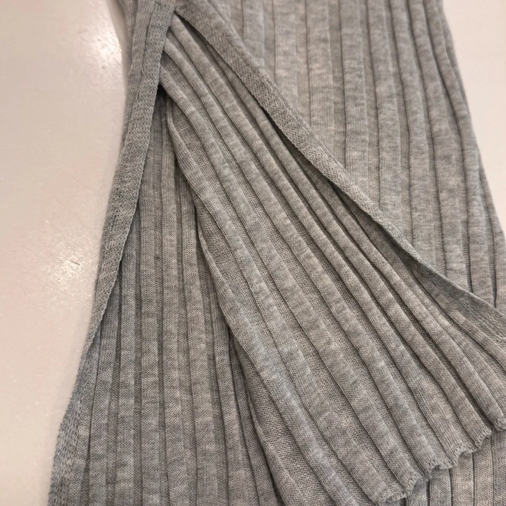 Free People Women’s Open Back Tie Gray Sweater Ribbed Knit Size M